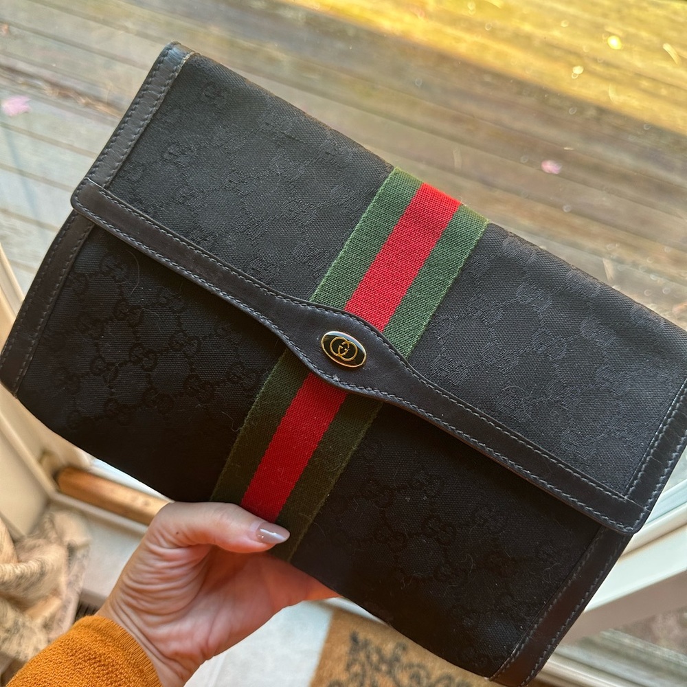 Vintage Gucci Sherry Line black red  GG Canvas Clutch